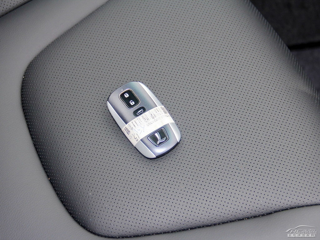 {ǽ݃(yu)6 SUV(x)(ji)(x)(ji)DƬ