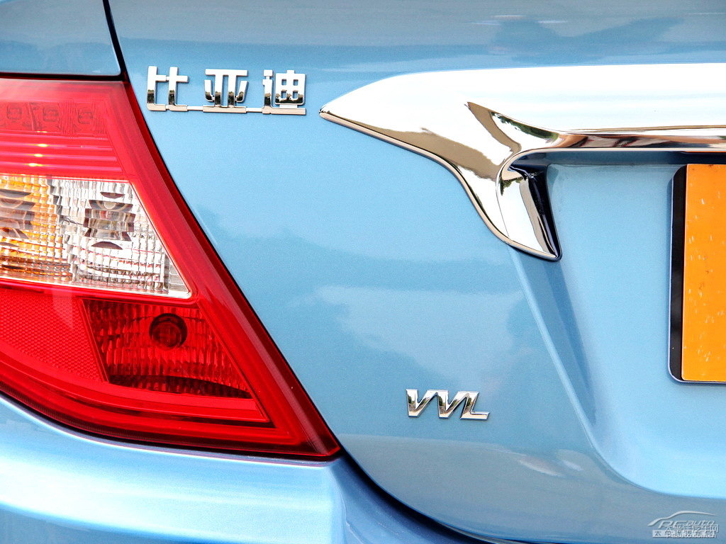 冰海藍比亞迪F3車尾外觀圖片