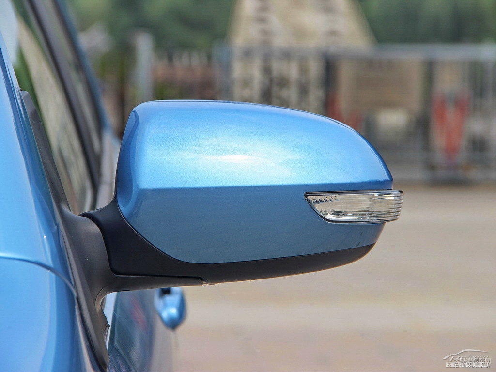 冰海藍比亞迪F3車身外觀圖片