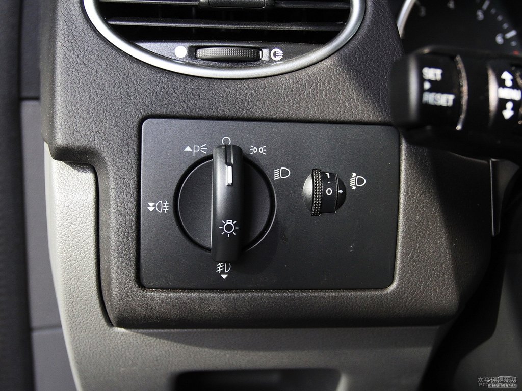 ׸˹п؃(ni)DƬ