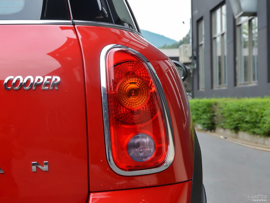 tMINI COUNTRYMAN܇β^DƬ
