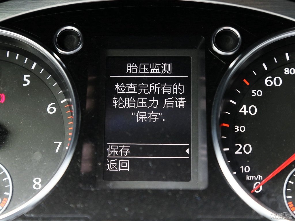 極地白大眾CC中控內(nèi)飾圖片