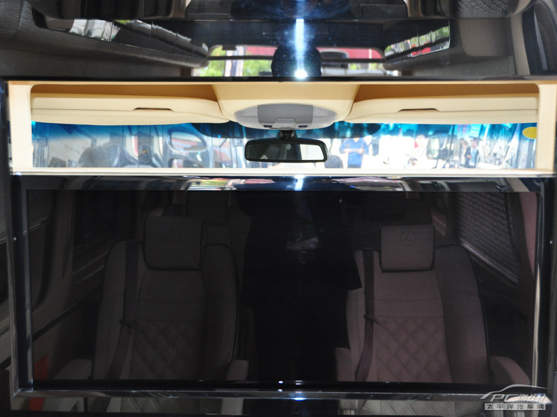 中歐奔馳房車內(nèi)飾高清大圖