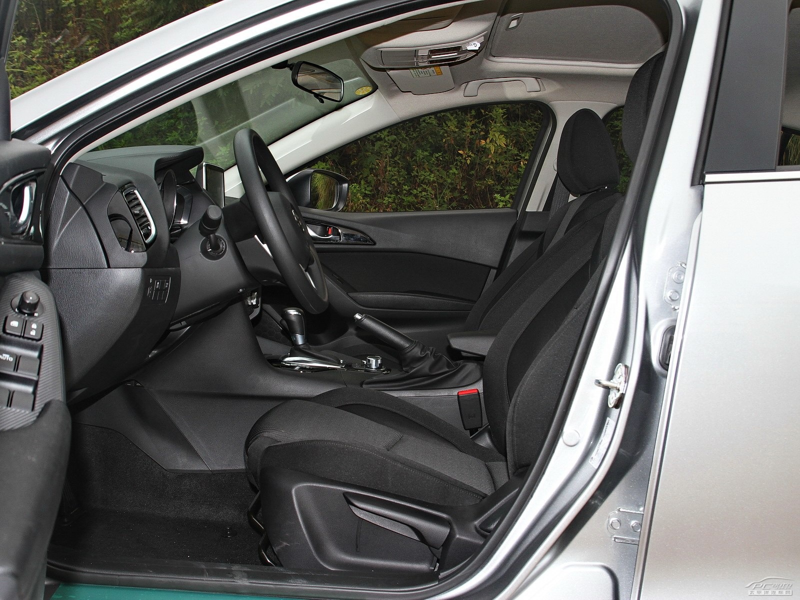 馬自達3 昂克賽拉空間高清大圖