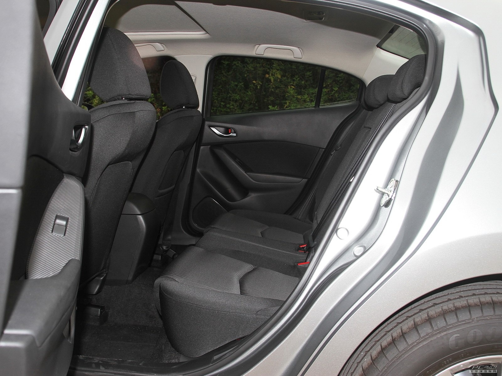 馬自達(dá)3 昂克賽拉空間高清大圖