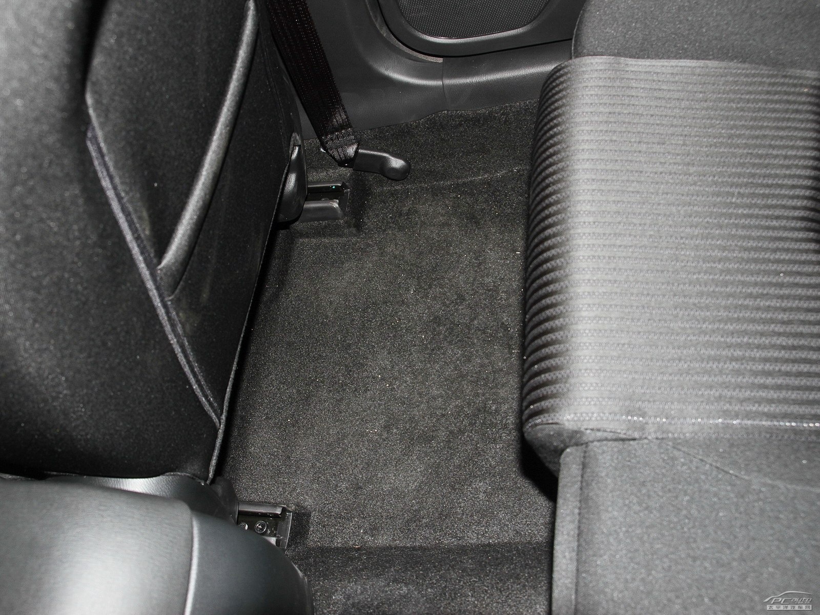 馬自達(dá)3 昂克賽拉空間高清大圖