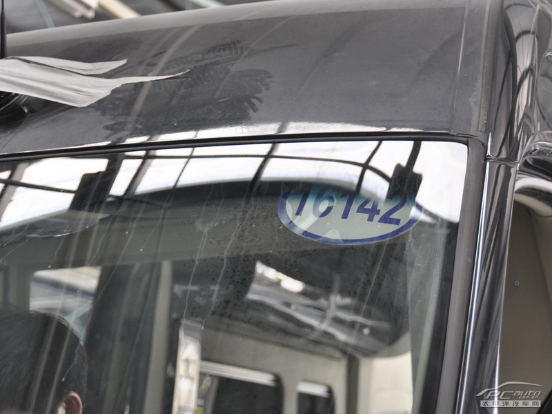 中歐奔馳房車細(xì)節(jié)高清大圖