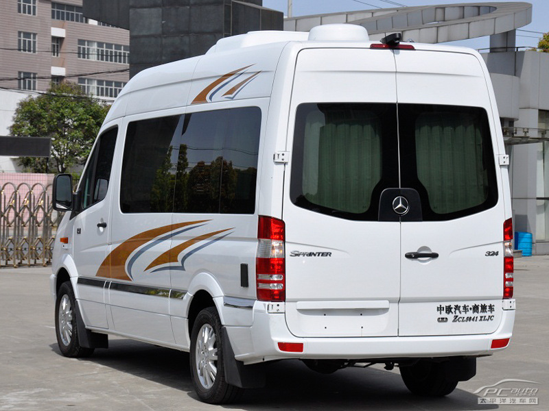 中歐奔馳房車外觀高清大圖