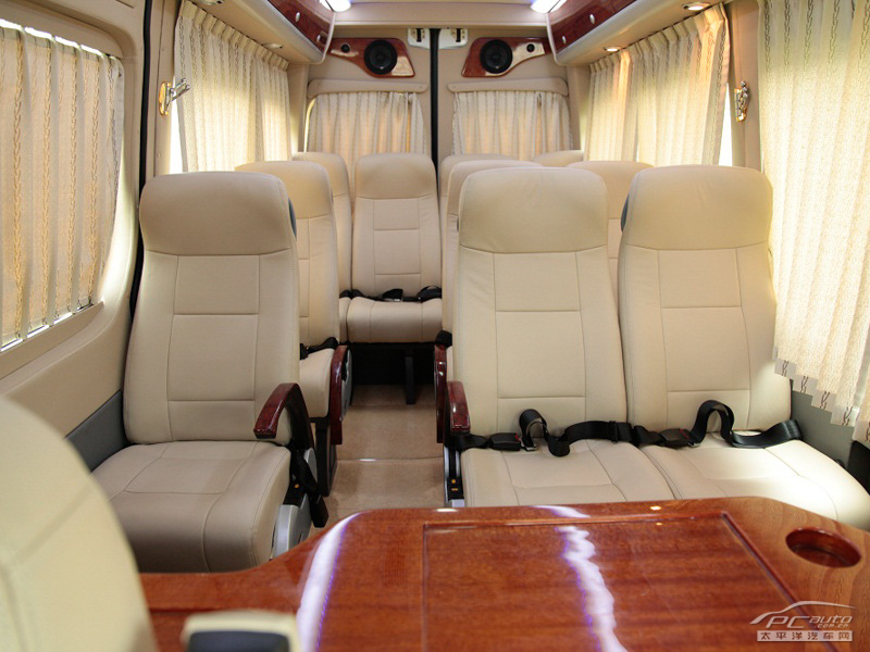 中歐奔馳房車內飾高清大圖