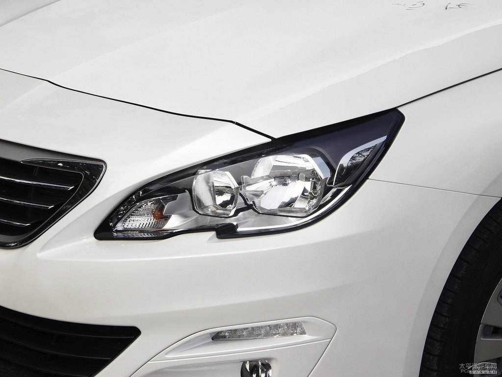 珠光白標(biāo)致408車頭外觀圖片
