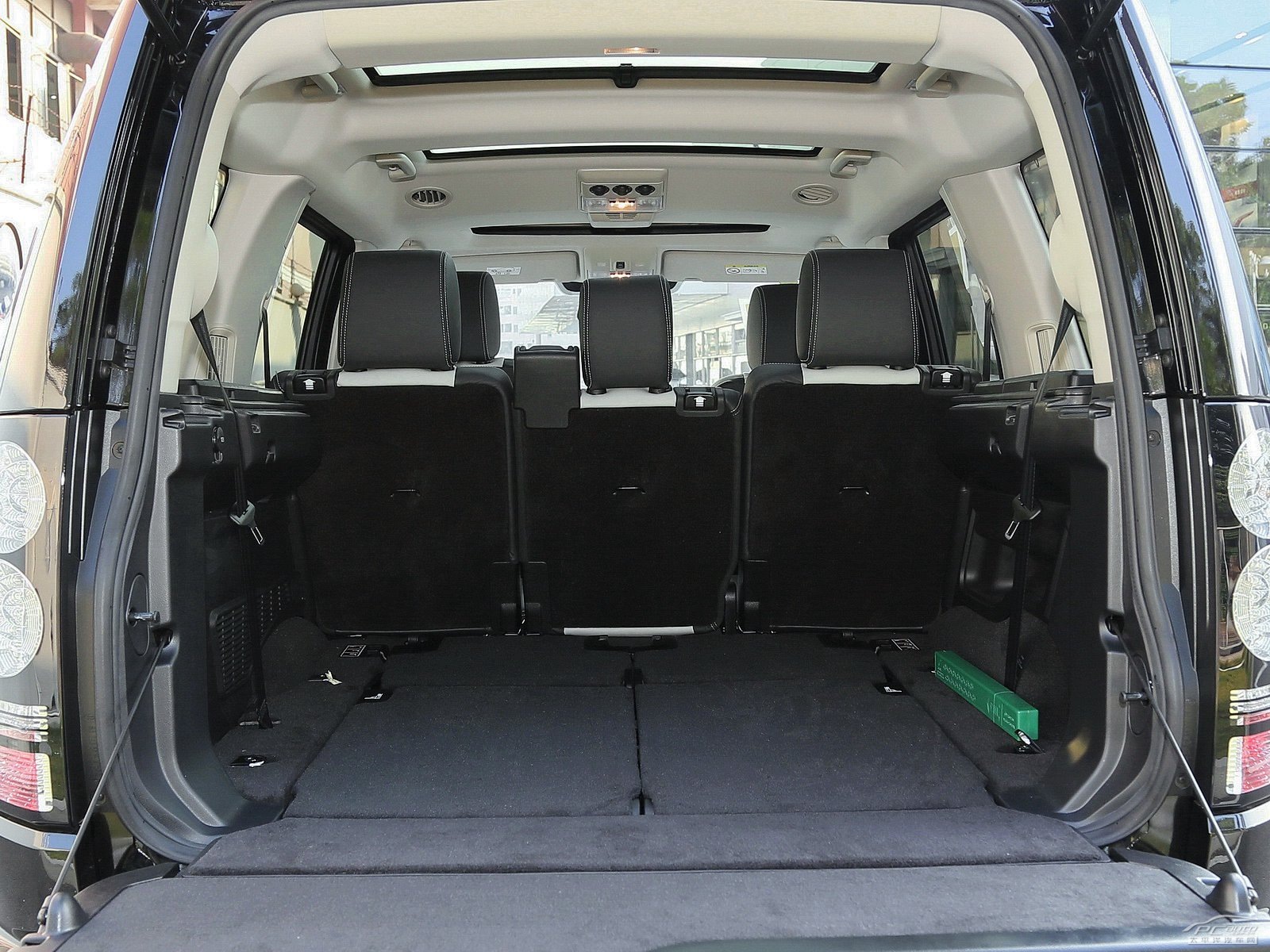 發(fā)現(xiàn)空間高清大圖