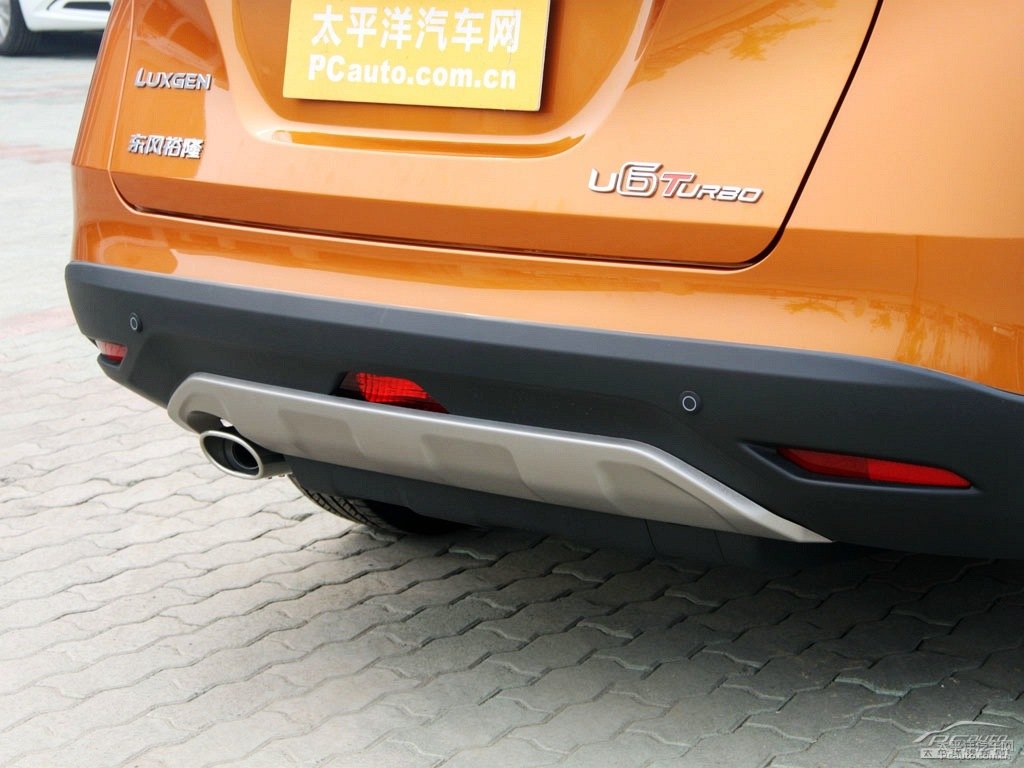 {ǽ݃(yu)6 SUV܇β^DƬ