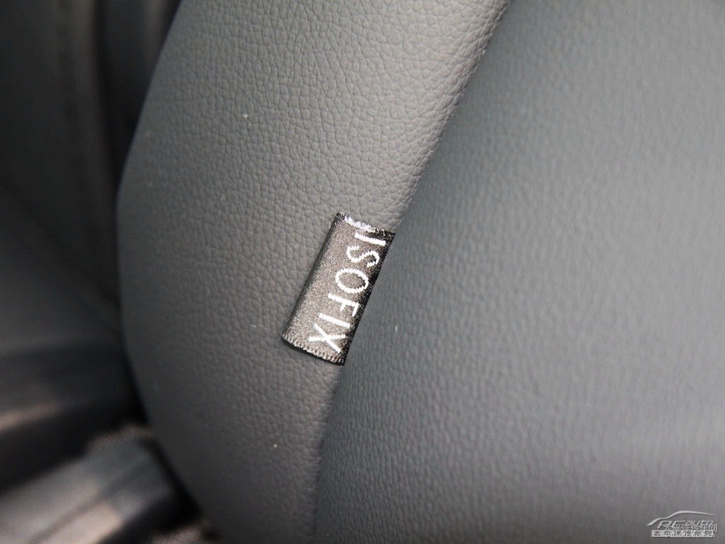 {ǽ݃(yu)6 SUV΃(ni)DƬ