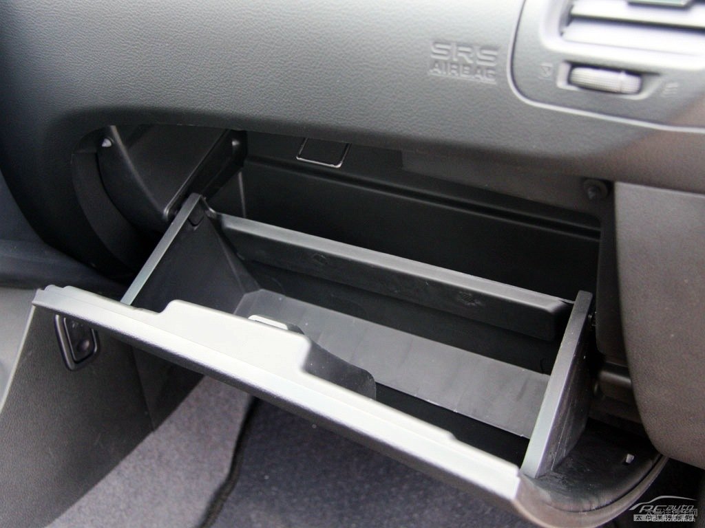 {ǽ݃(yu)6 SUV(ch)ggDƬ