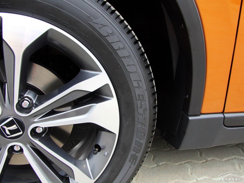 {ǽ݃(yu)6 SUV(ji)(ji)DƬ