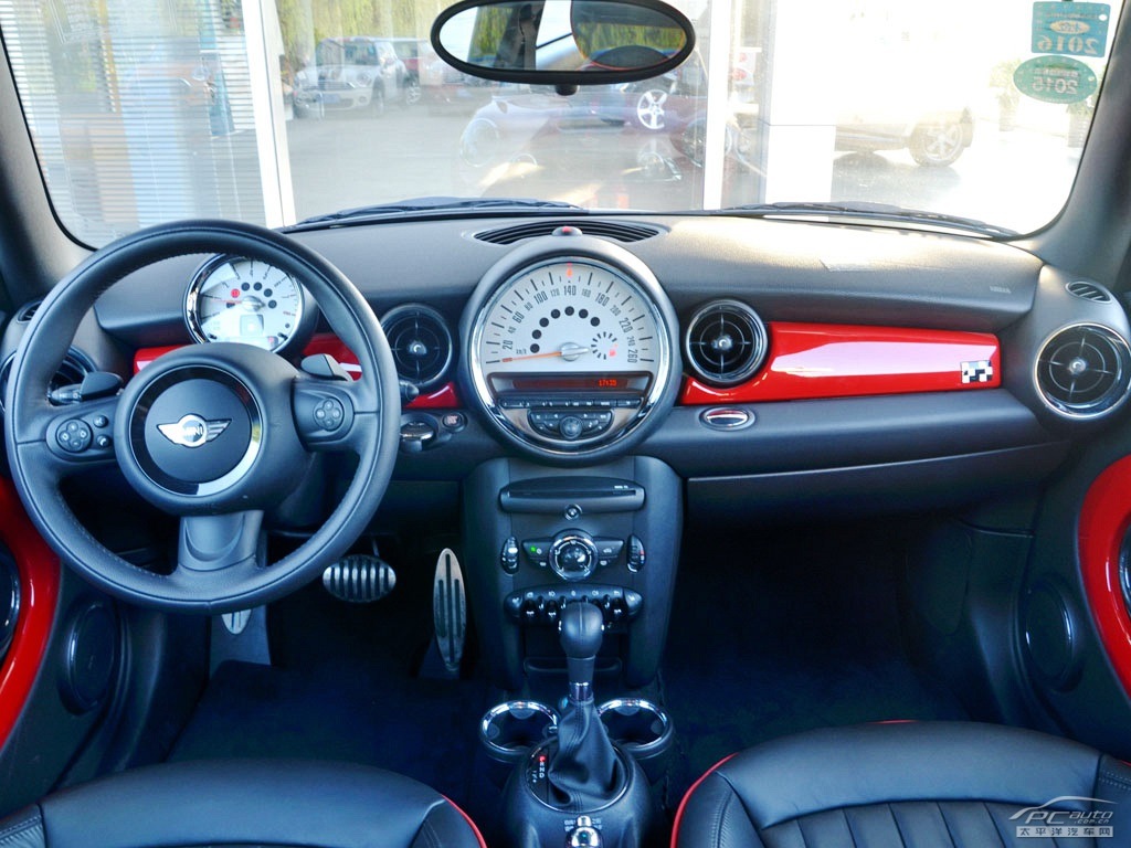 MINI CLUBMAN內(nèi)飾高清大圖