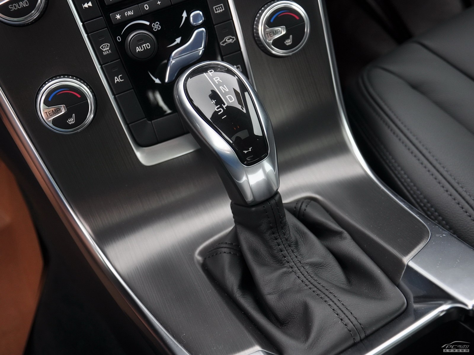 沃爾沃S60內(nèi)飾高清大圖