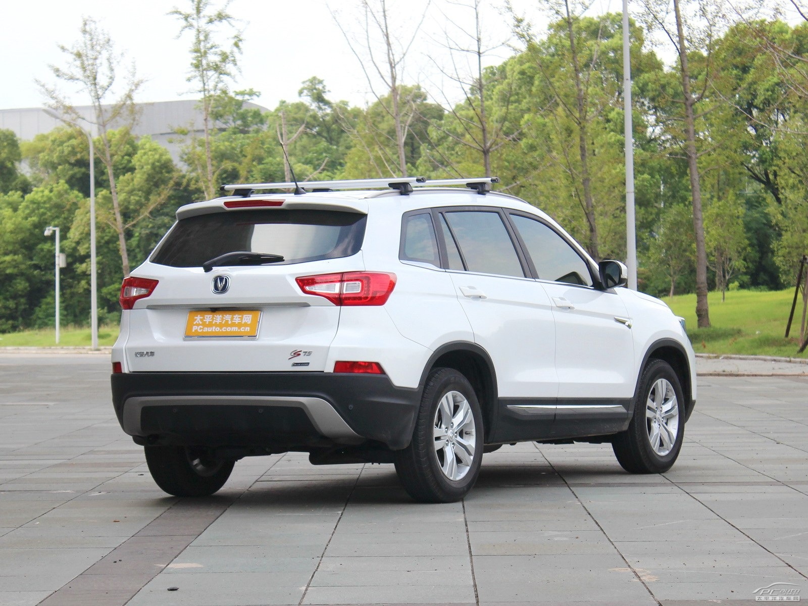 長(zhǎng)安CS75外觀高清大圖