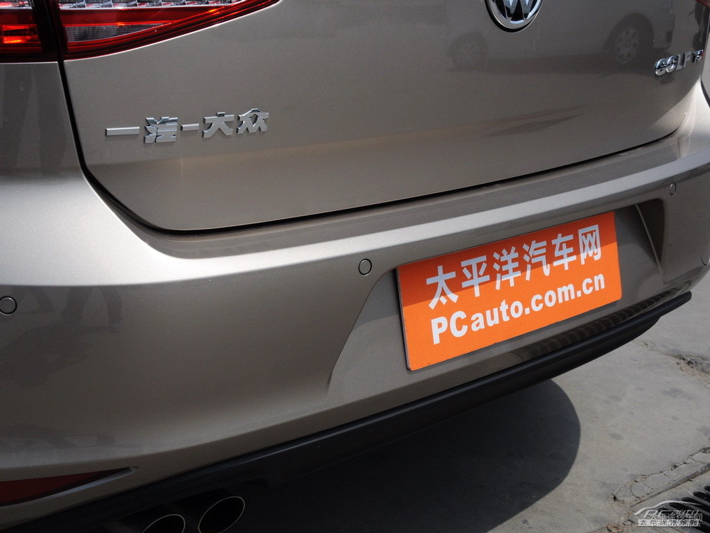 塔希提金高爾夫車尾外觀圖片