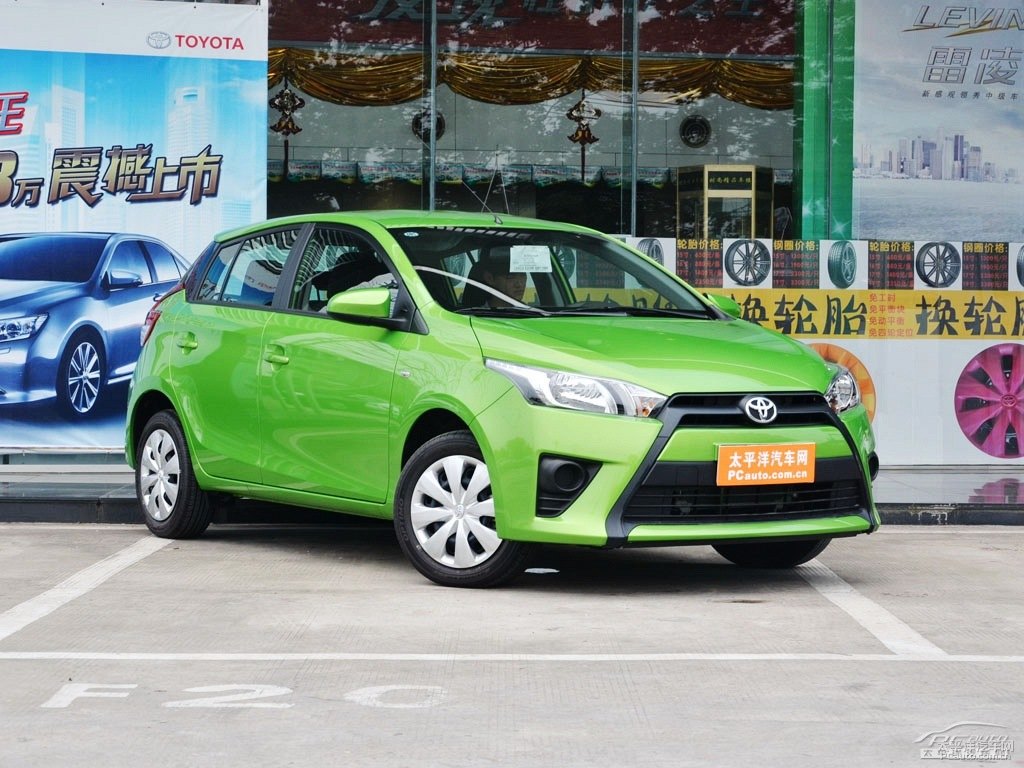 炫彩綠YARiS L 致炫整車外觀外觀圖片