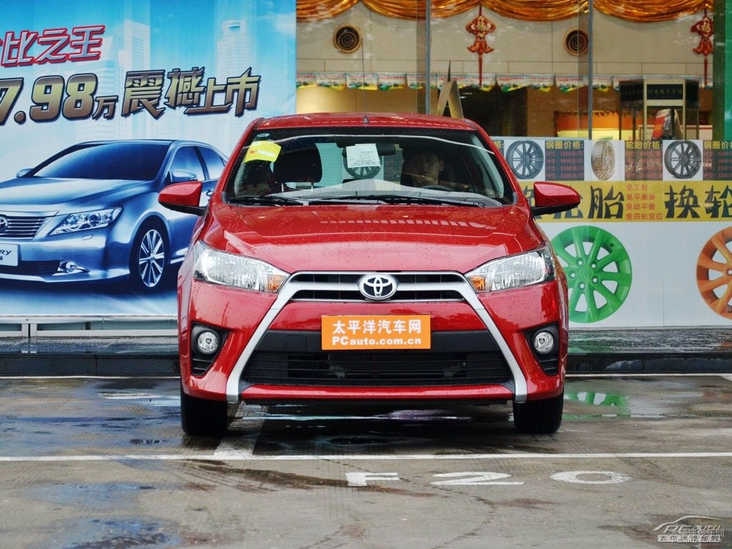 珊瑚紅YARiS L 致炫整車外觀外觀圖片