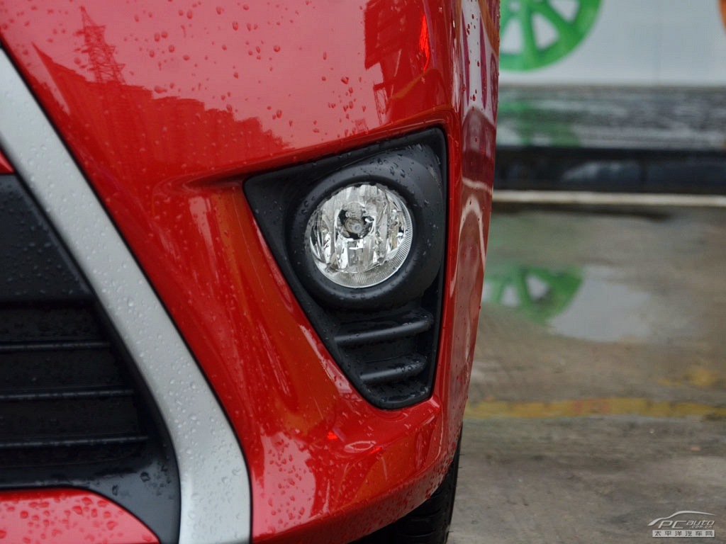 YARiS L 致炫外觀高清大圖