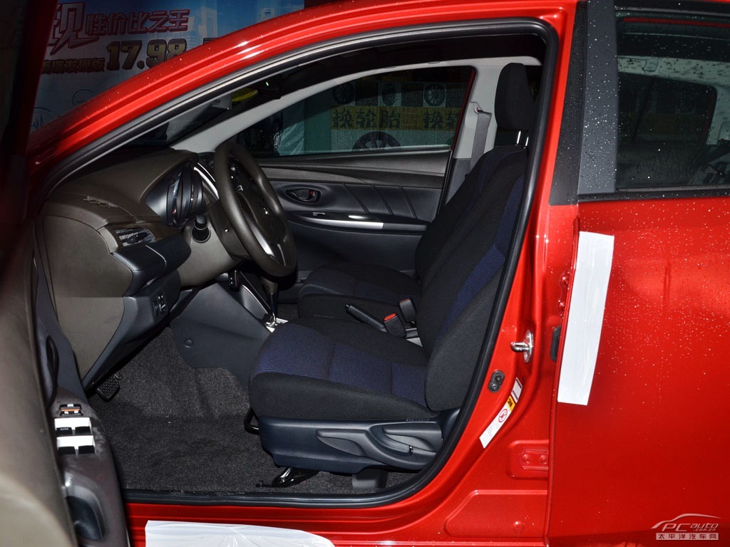 YARiS L 致炫空間高清大圖