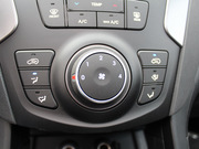 2013款 改款 2.0T DLX AT 四驅(qū)尊貴型5座 2013款 改款 2.0T DLX AT 四驅(qū)尊貴型5座