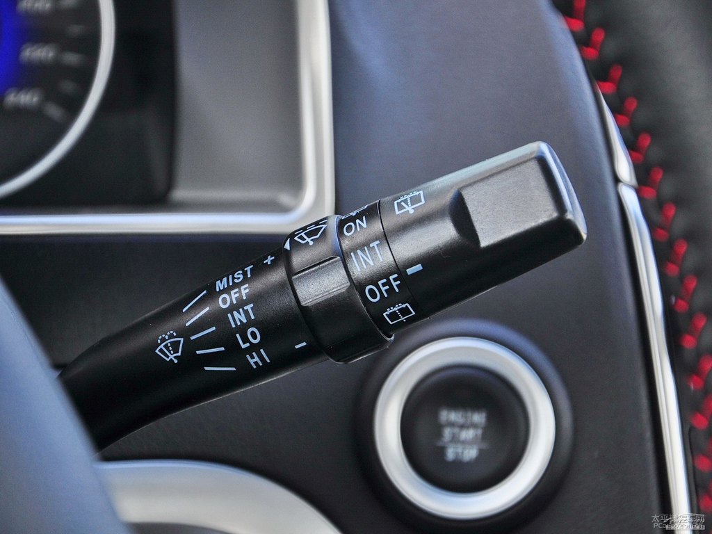 冰晶白新帝豪中控內飾圖片