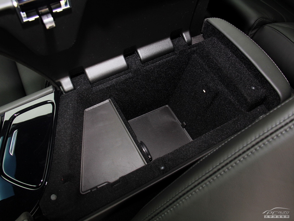 凱迪拉克CTS空間高清大圖