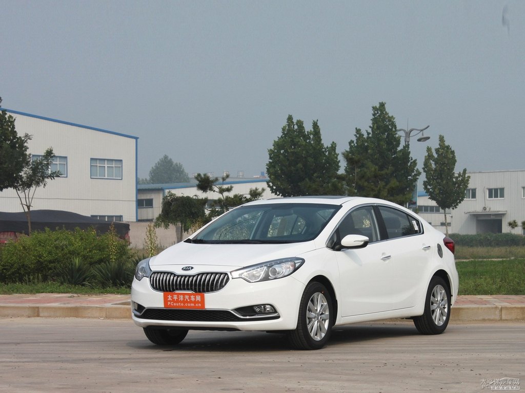 透明白起亞K3整車外觀外觀圖片