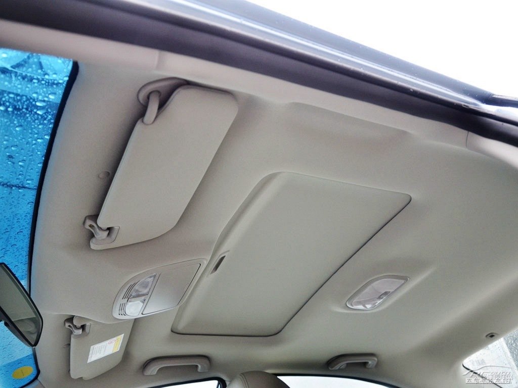 海洋藍新帝豪車廂內(nèi)飾圖片