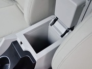 2014款 三廂 1.3T CVT尊貴型 2014款 三廂 1.3T CVT尊貴型