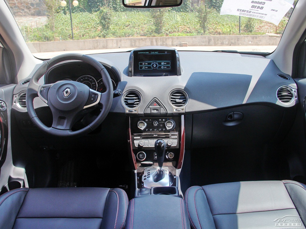 科雷傲(進口)內(nèi)飾高清大圖