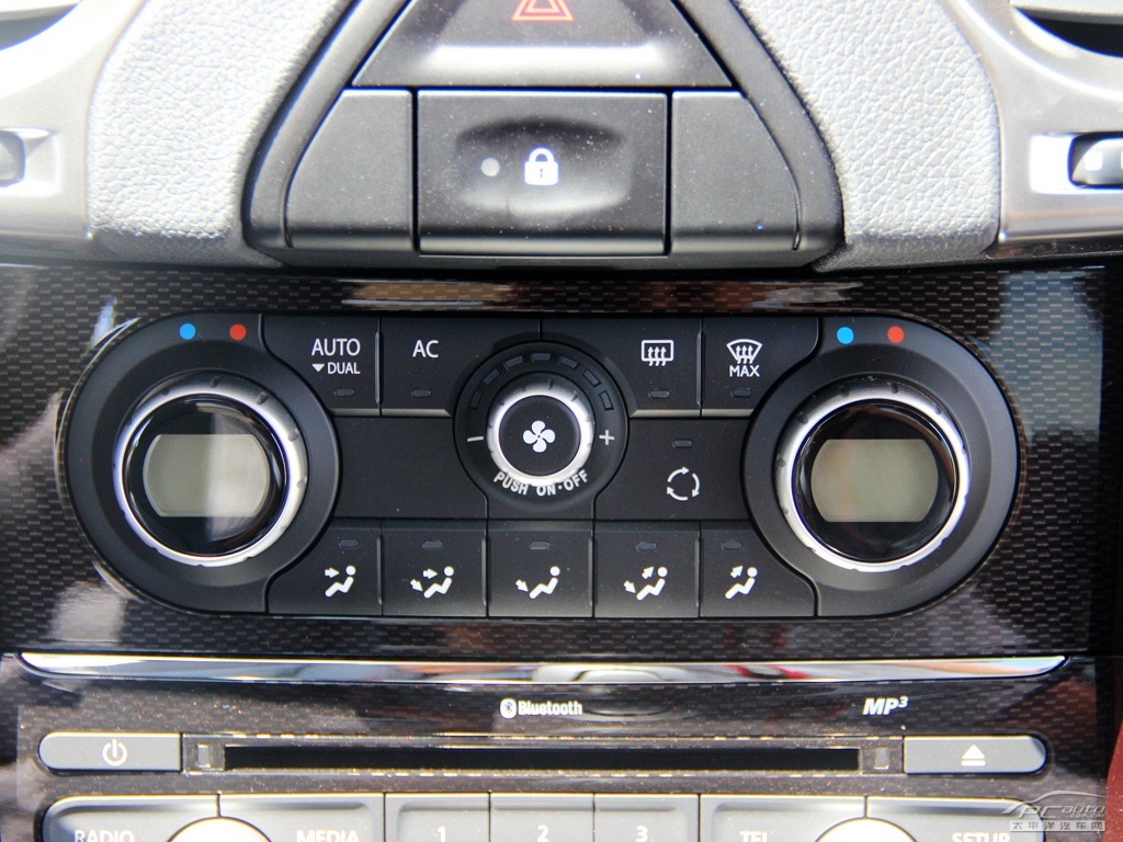 科雷傲(進(jìn)口)內(nèi)飾高清大圖