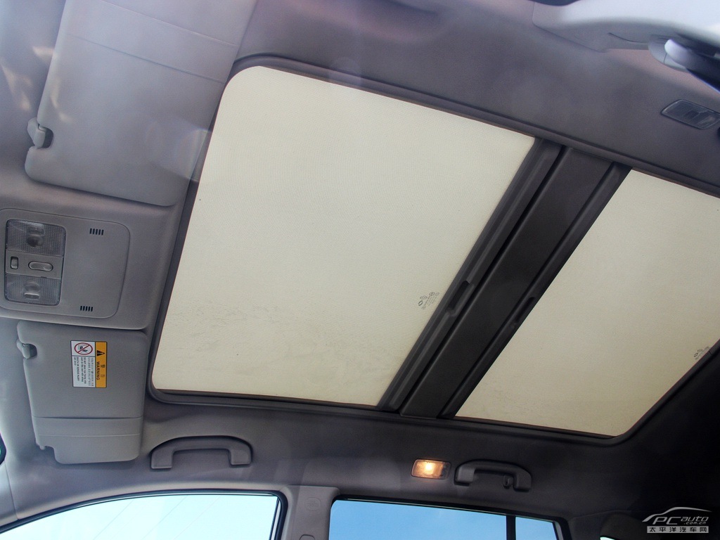 科雷傲(進(jìn)口)內(nèi)飾高清大圖