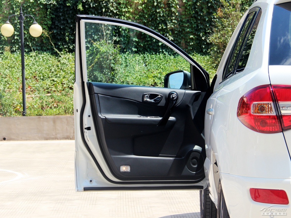 科雷傲(進(jìn)口)內(nèi)飾高清大圖