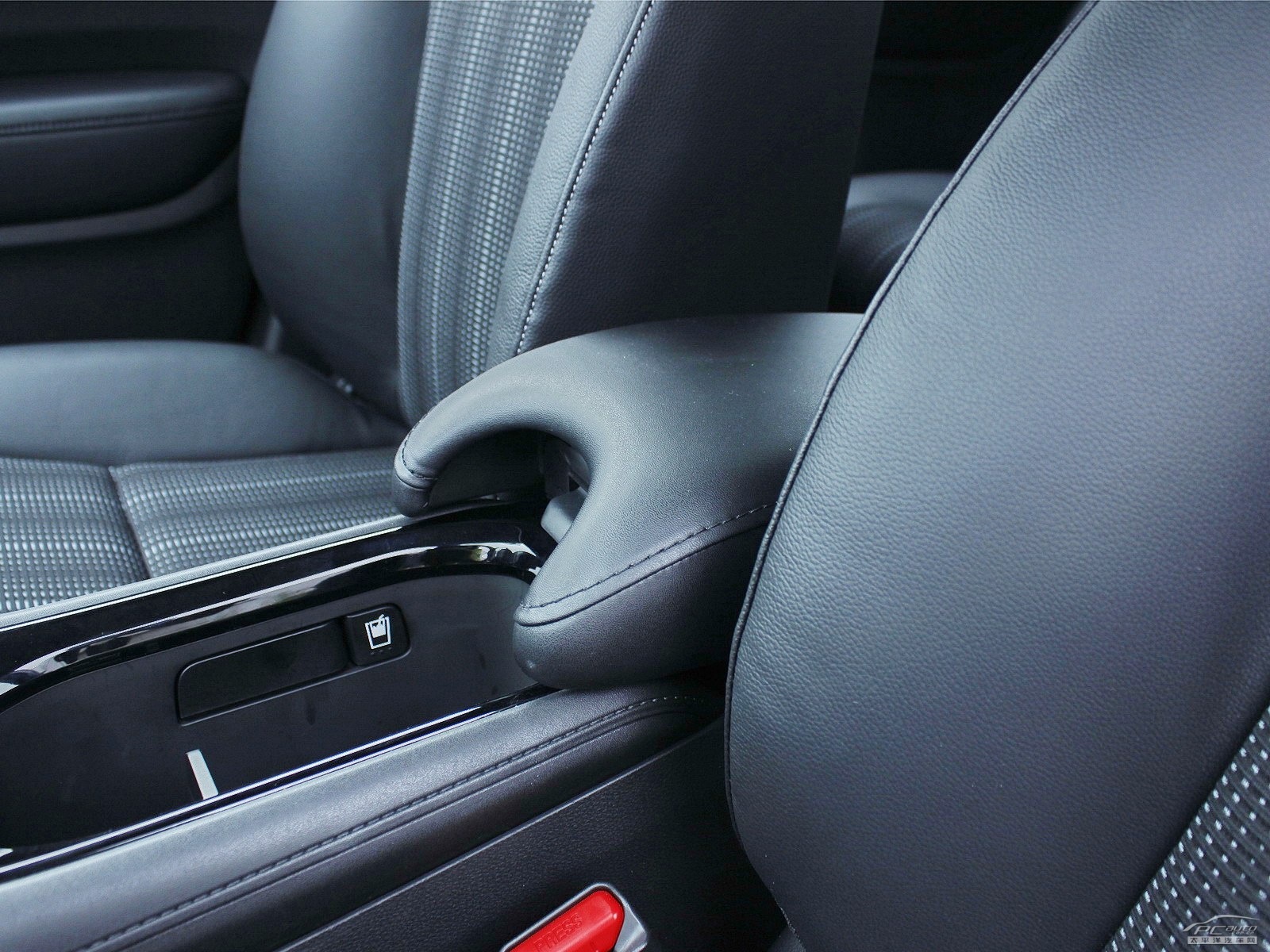 繽智內(nèi)飾高清大圖