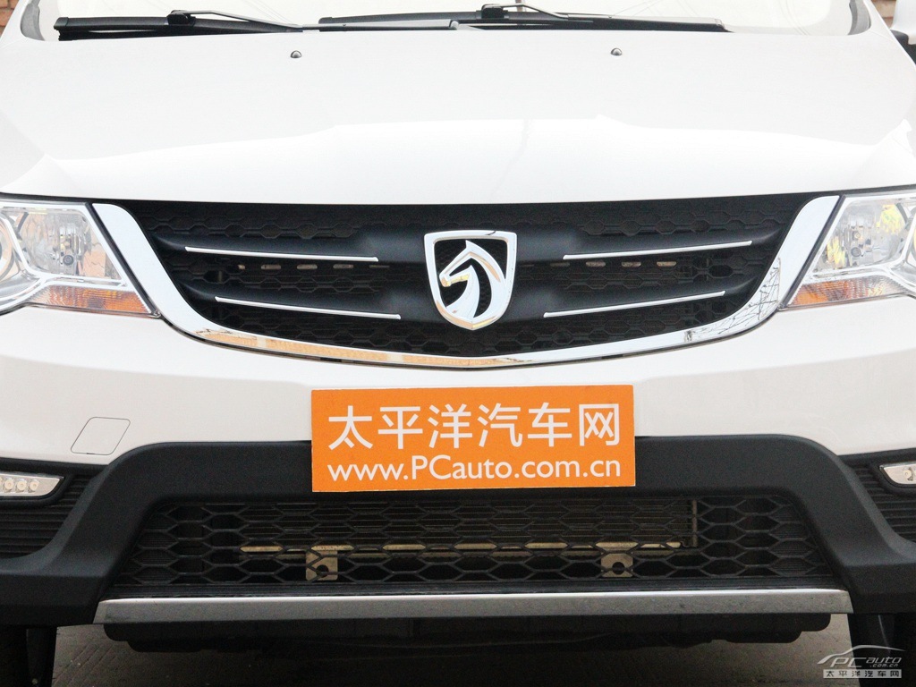 寶駿730外觀高清大圖