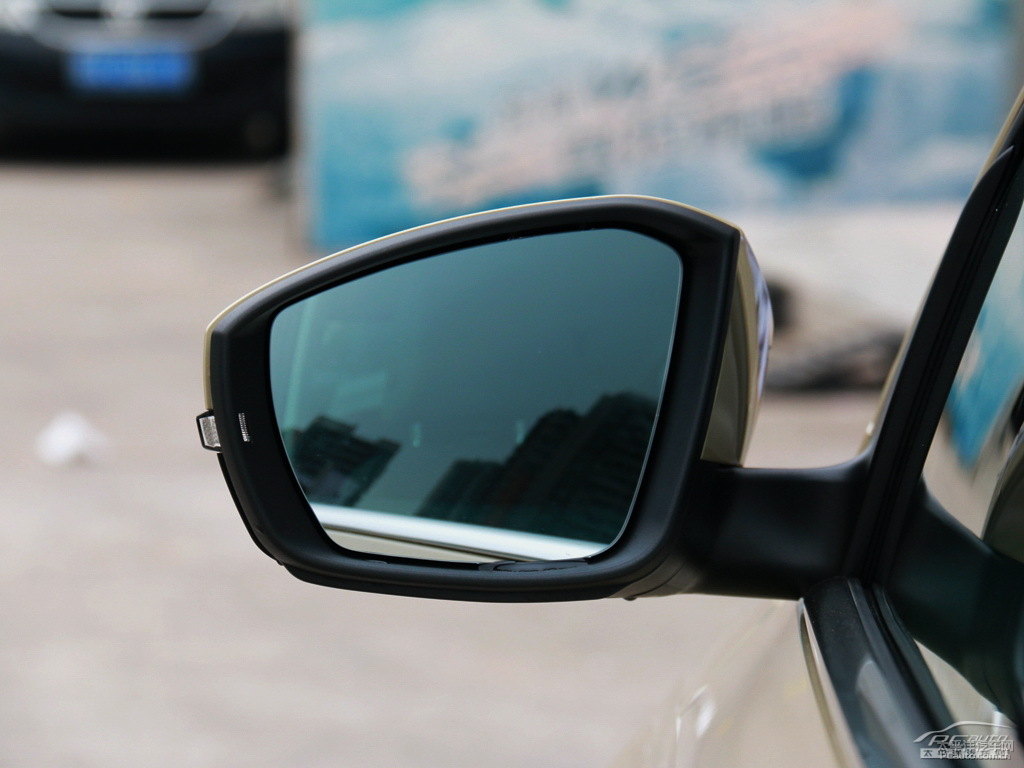 流光金明銳車身外觀圖片