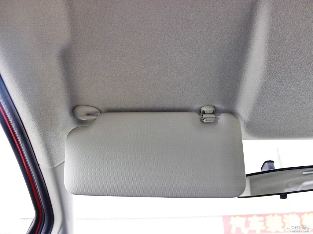 塔夫綢白飛度車廂內(nèi)飾圖片