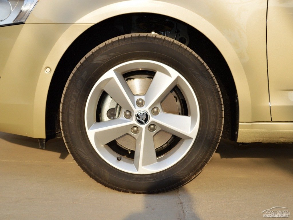 流光金明銳車身外觀圖片