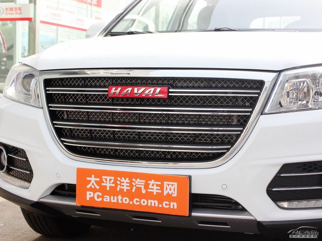 簡(jiǎn)約白哈弗H6車(chē)頭外觀圖片