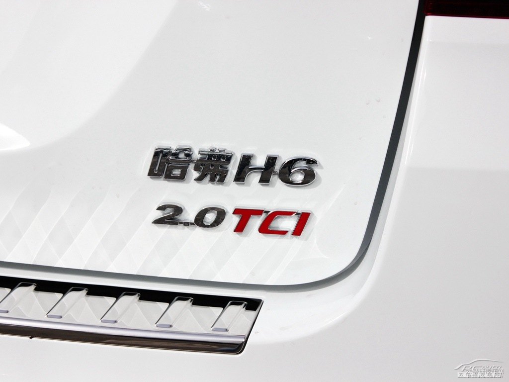簡約白哈弗H6車尾外觀圖片