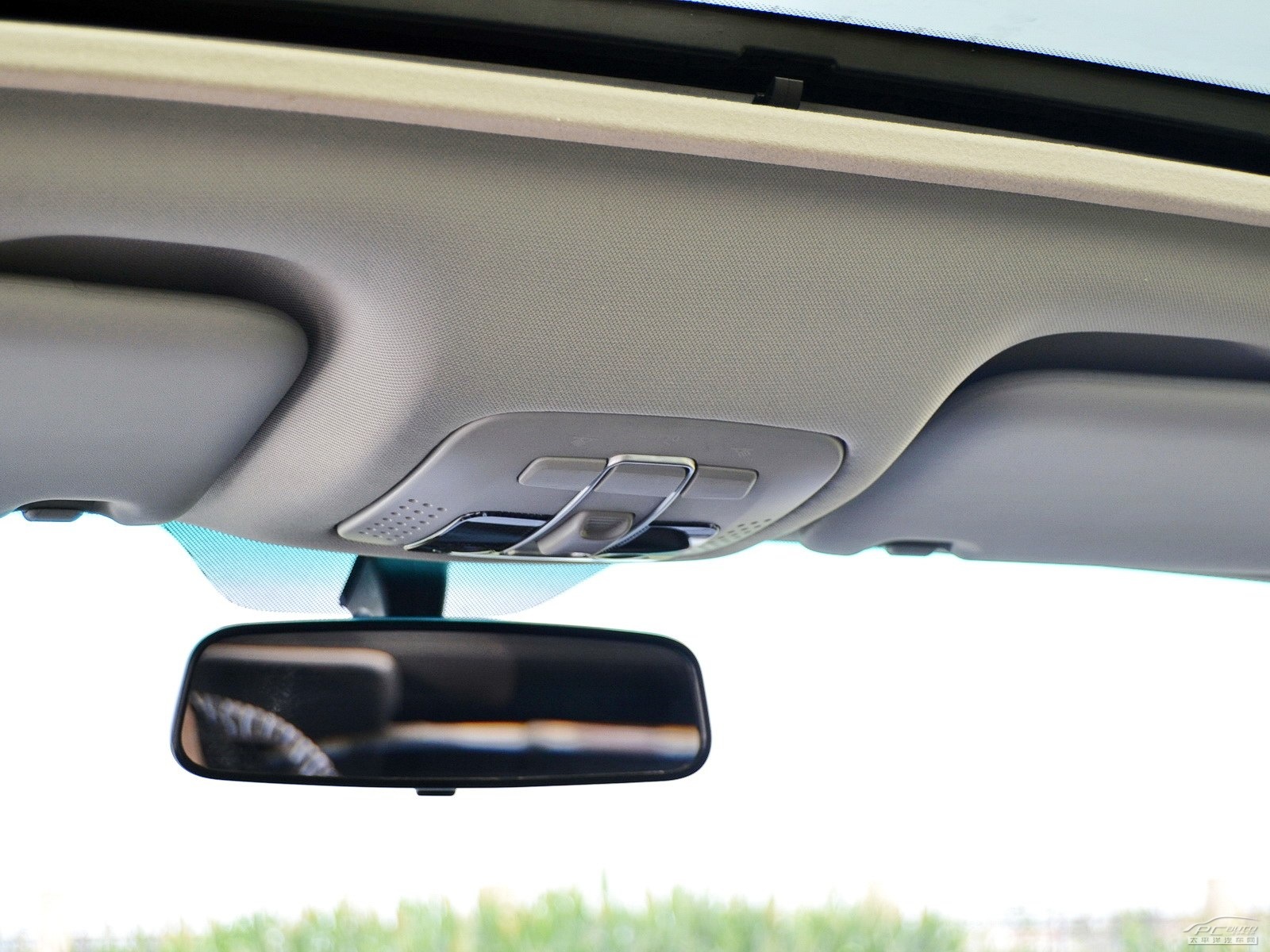 中華V5內(nèi)飾高清大圖