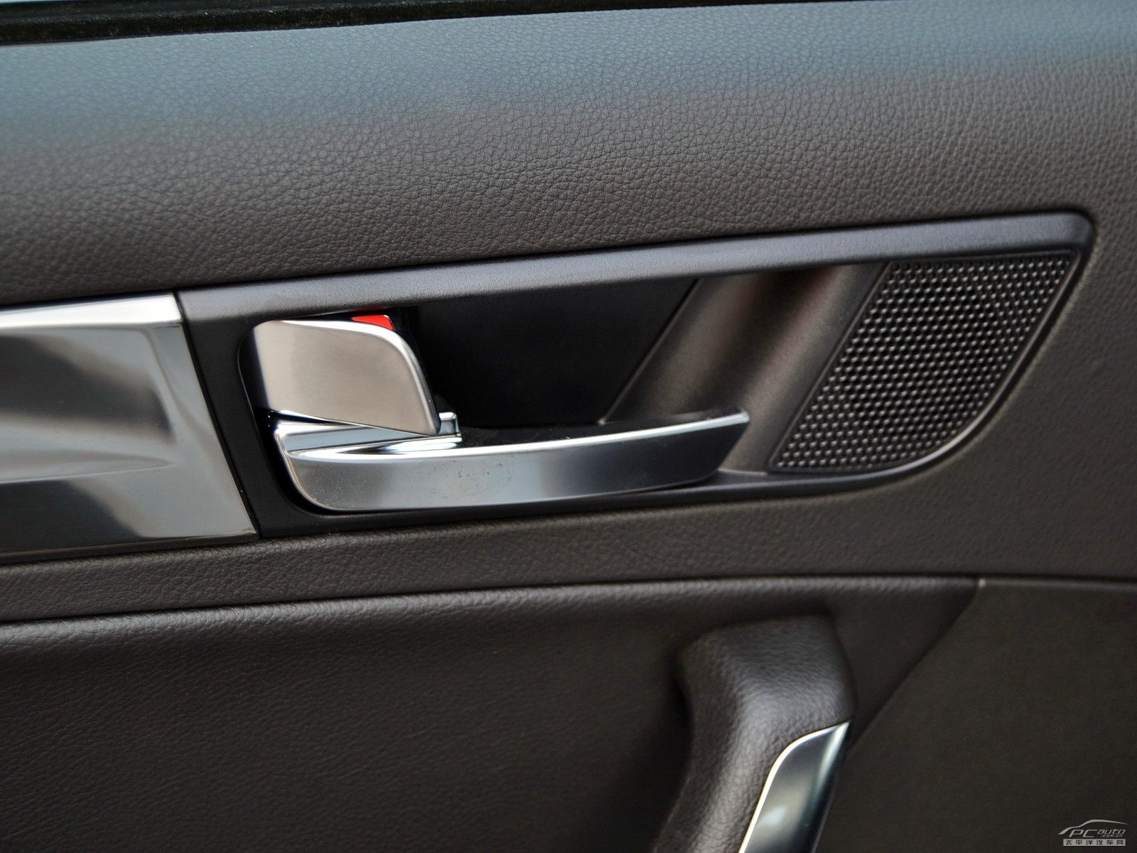 中華V5內(nèi)飾高清大圖