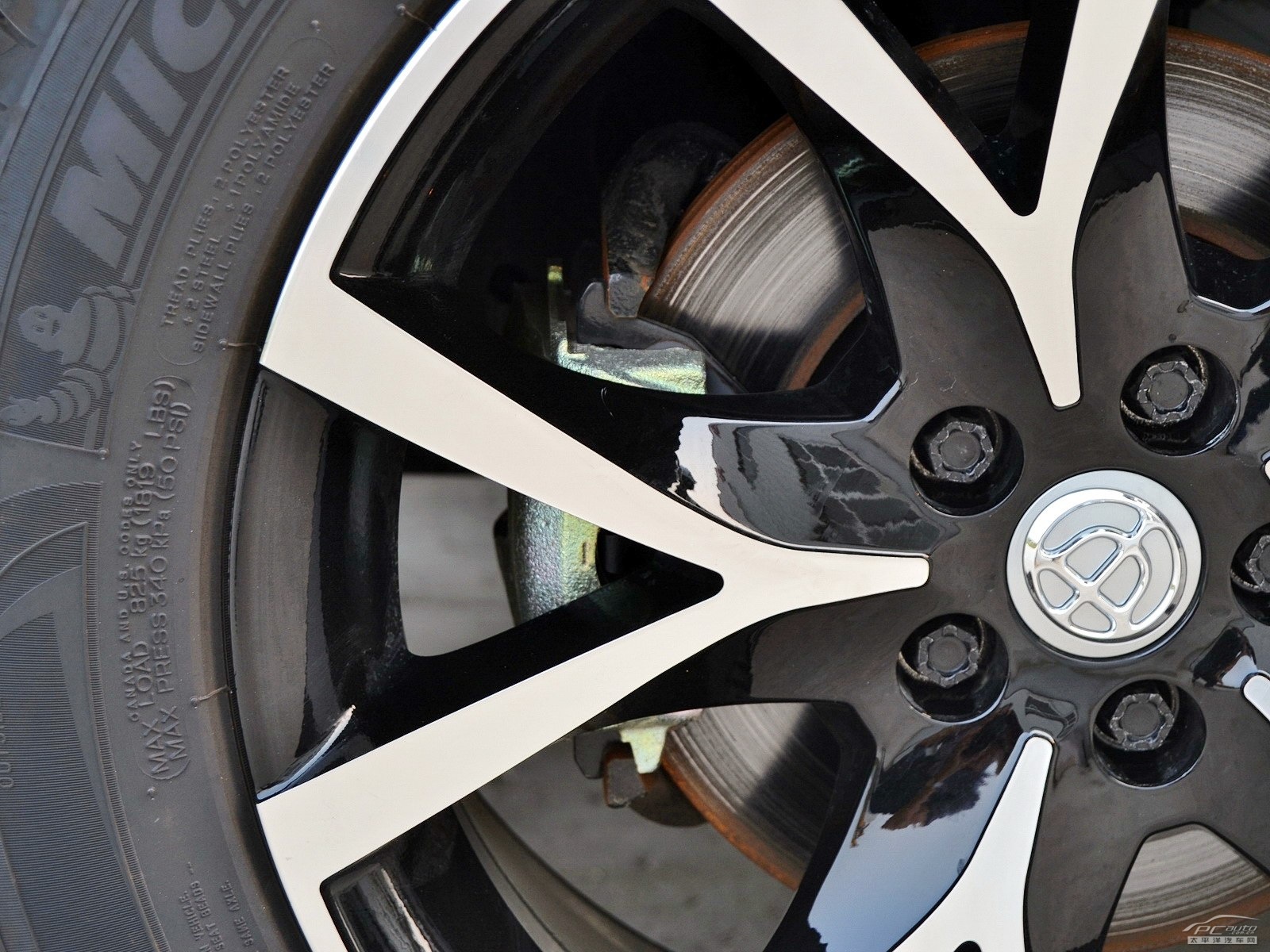 中華V5細(xì)節(jié)高清大圖