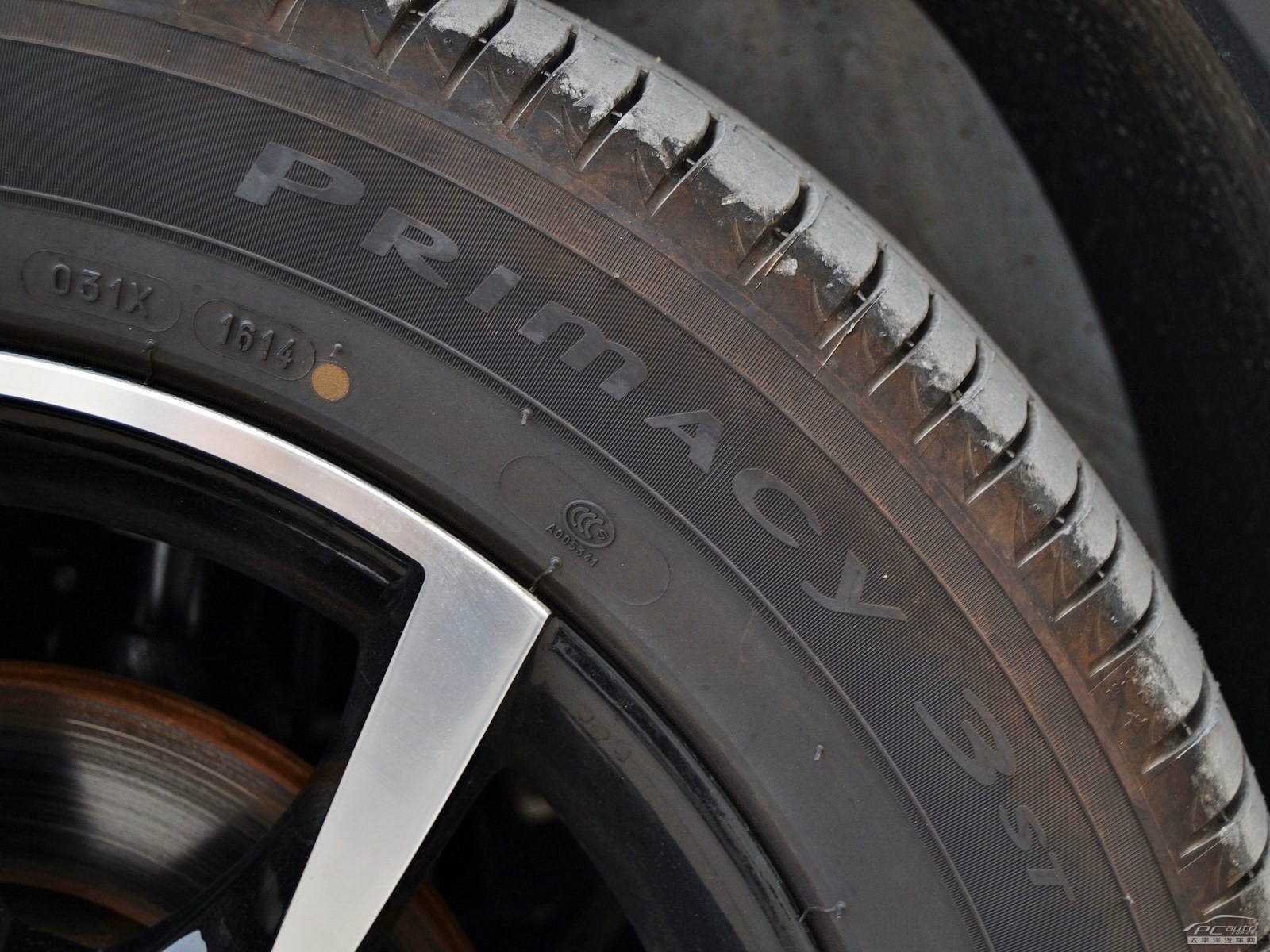 中華V5細節(jié)高清大圖