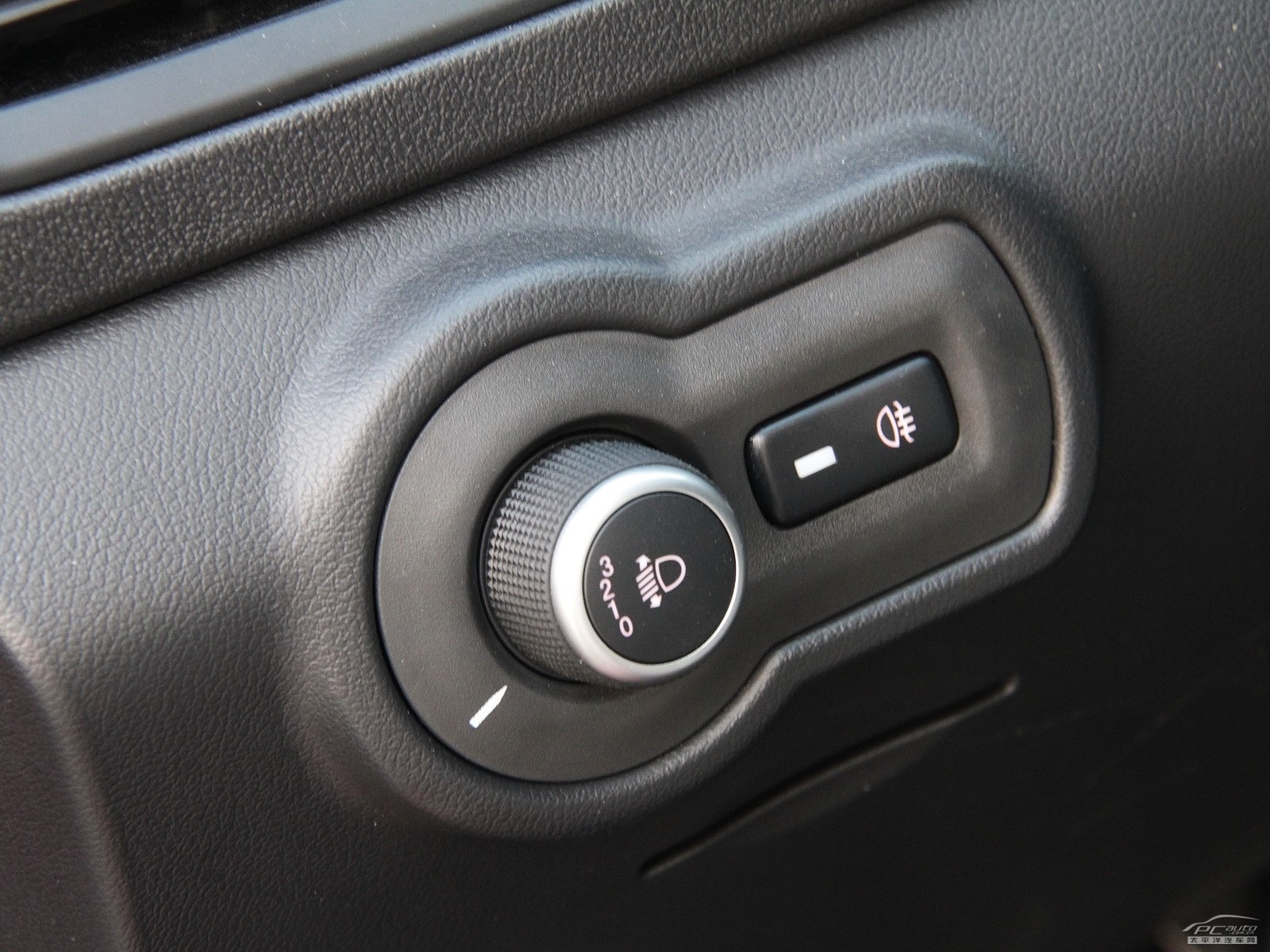 名爵GT 銳行內(nèi)飾高清大圖