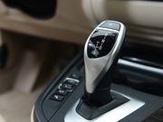 2013款 335i 風(fēng)尚設(shè)計套裝 2013款 335i 風(fēng)尚設(shè)計套裝